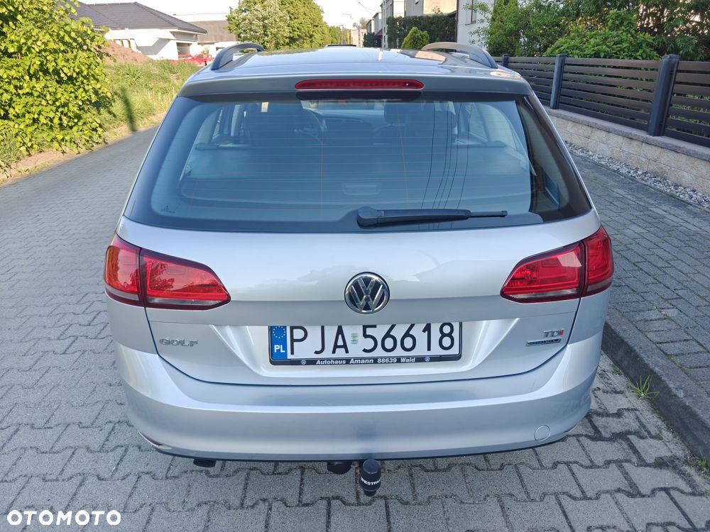 Volkswagen Golf - 23