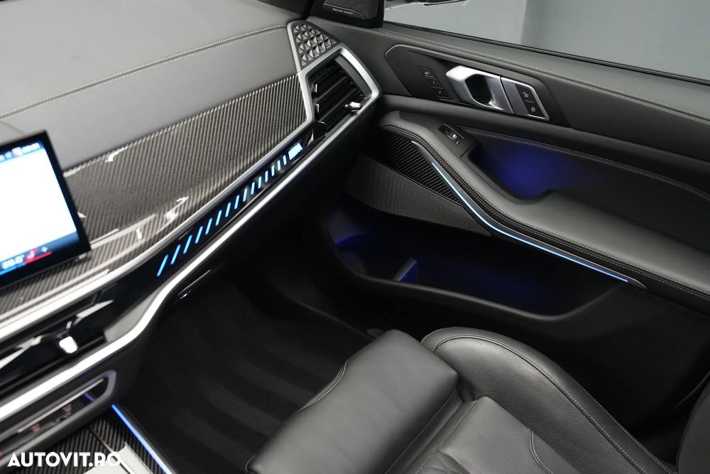 BMW X5 M M60i xDrive - 24