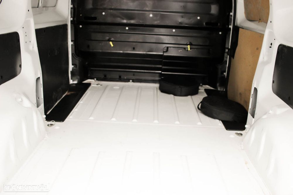 Peugeot Expert Pro Longa 50kWh - 8