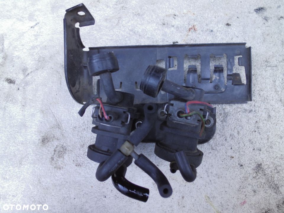 SAAB 93 2.2 TID ZAWÓR ZAWORY OPEL KOMPLET DWIE SZTUKI - 1