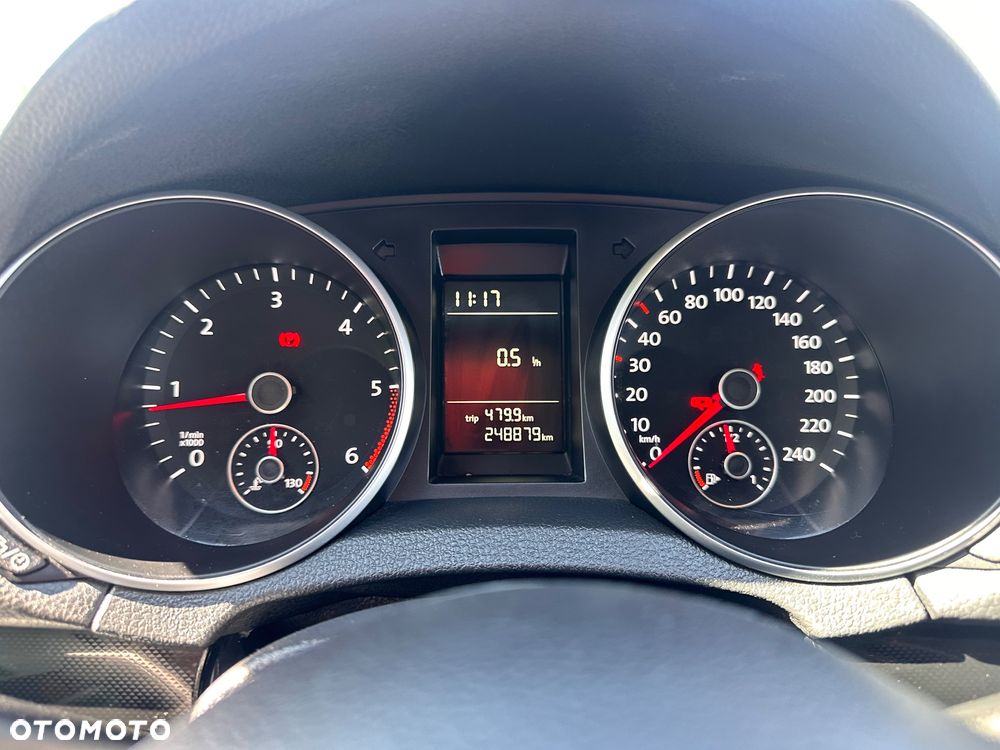 Volkswagen Golf 1.6 TDI DPF Style - 11