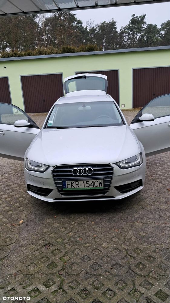 Audi A4 Avant 2.0 TDI - 9