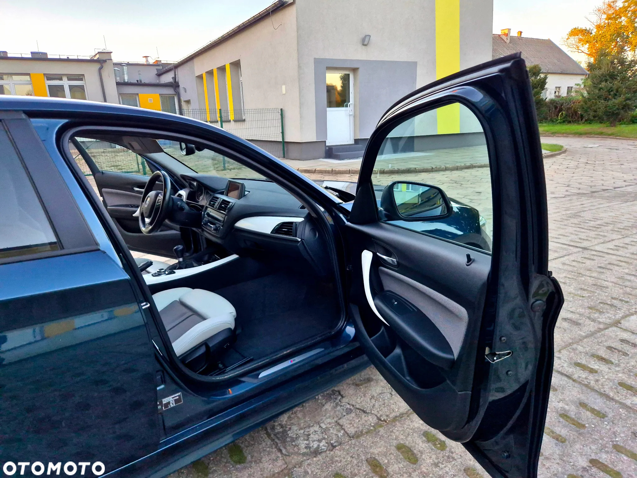 BMW Seria 1 118d Sport Line - 28