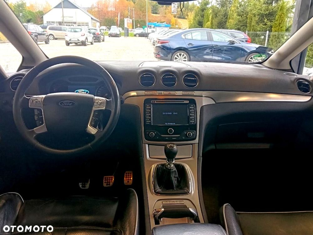 Ford S-Max - 7