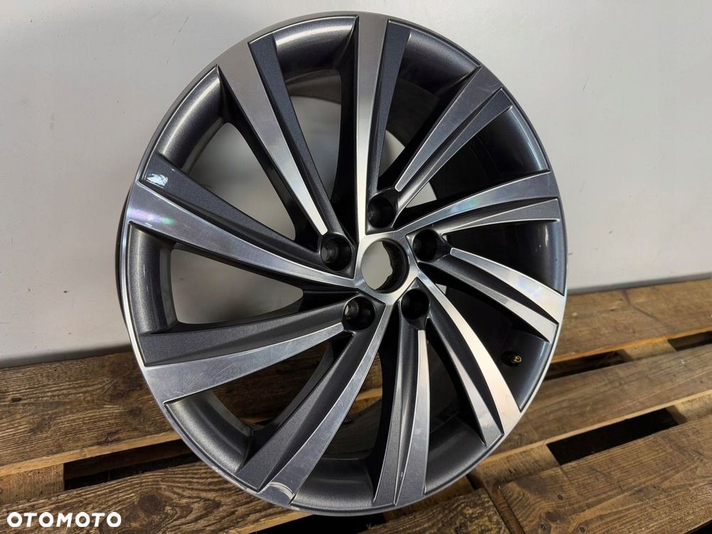 FELGA ALUMINIOWA SKODA OCTAVIA IV 4 5E3 18" 7.5 5E3601025AS CALA LADNA - 3