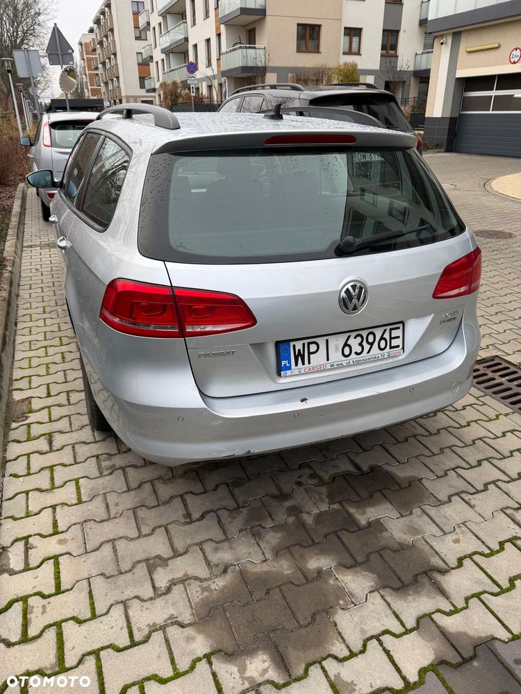 Volkswagen Passat 2.0 TDI Comfortline DSG - 4