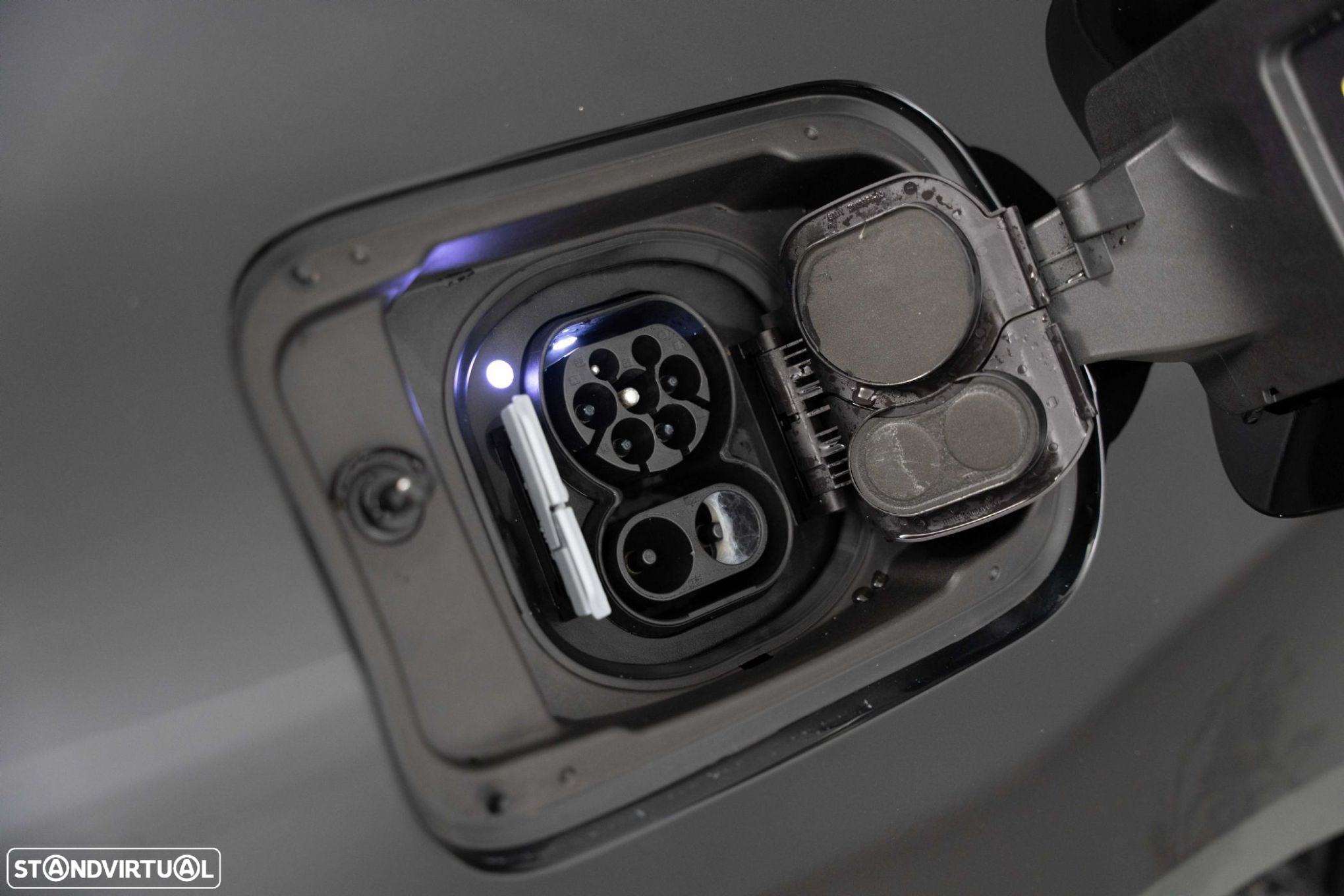 BMW i4 eDrive40 - 17