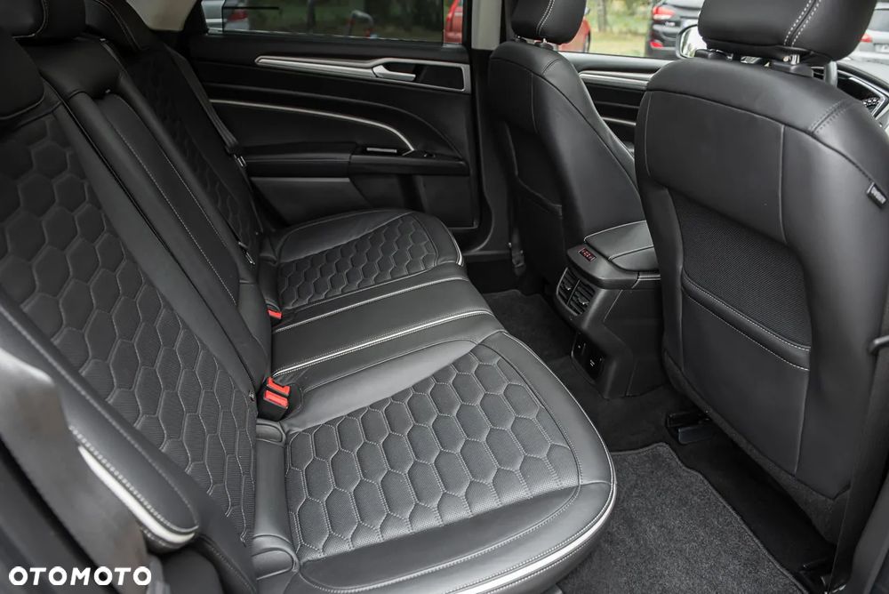 Ford Mondeo 2.0 EcoBlue VIGNALE - 37