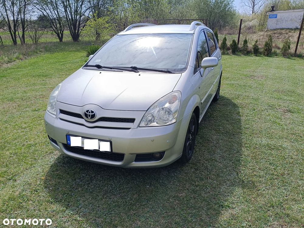 Toyota Corolla Verso 1.8 Sol + - 1