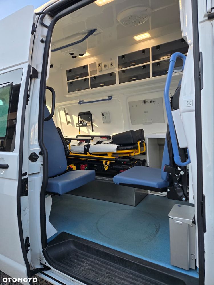 Volkswagen TRANSPORTER T6.1 Ambulans Karetka - 18