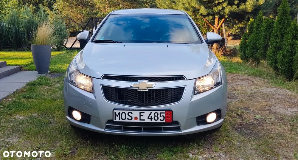 Chevrolet Cruze - 18
