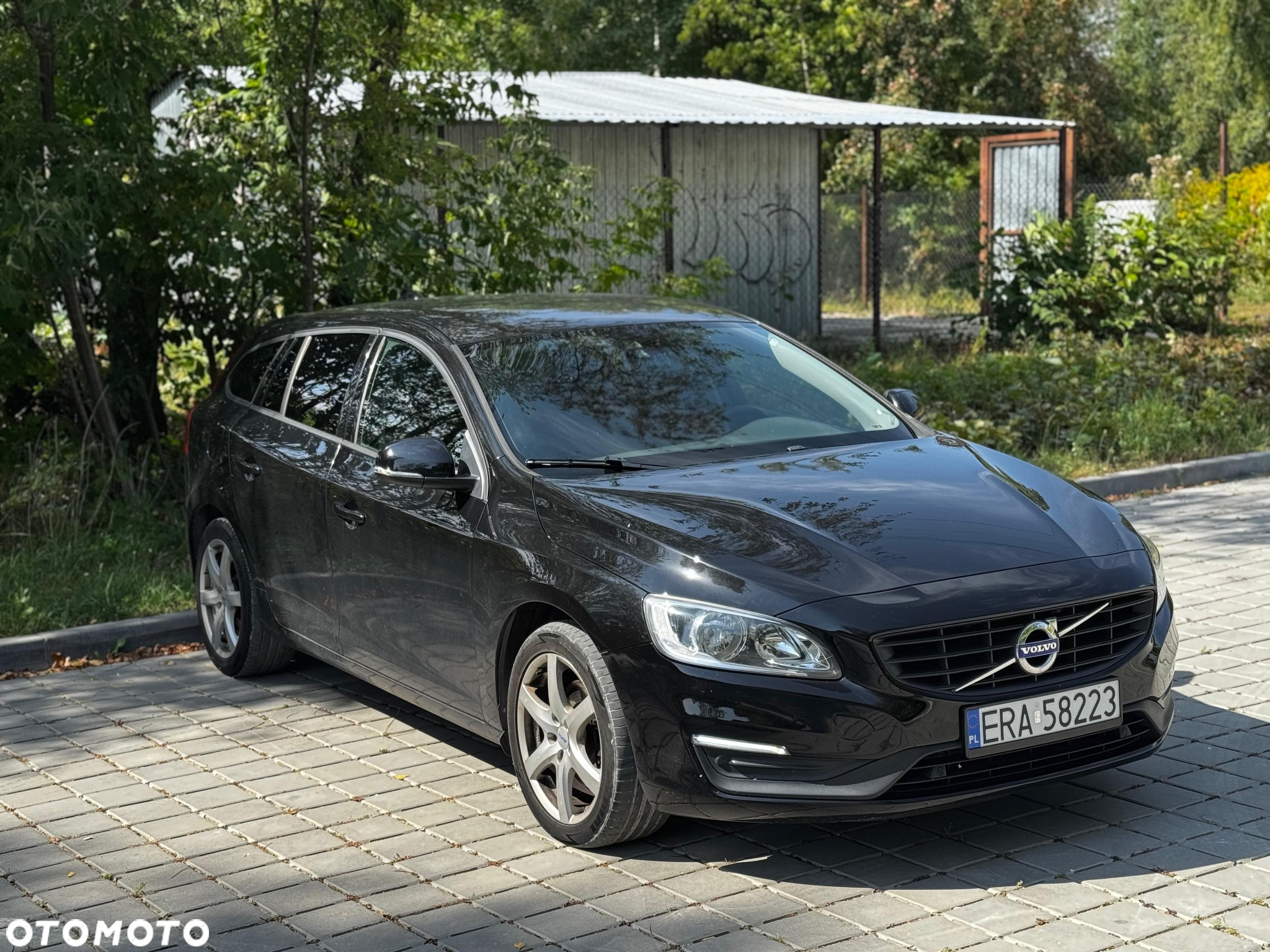 Volvo V60 D2 Drive-E Momentum - 2