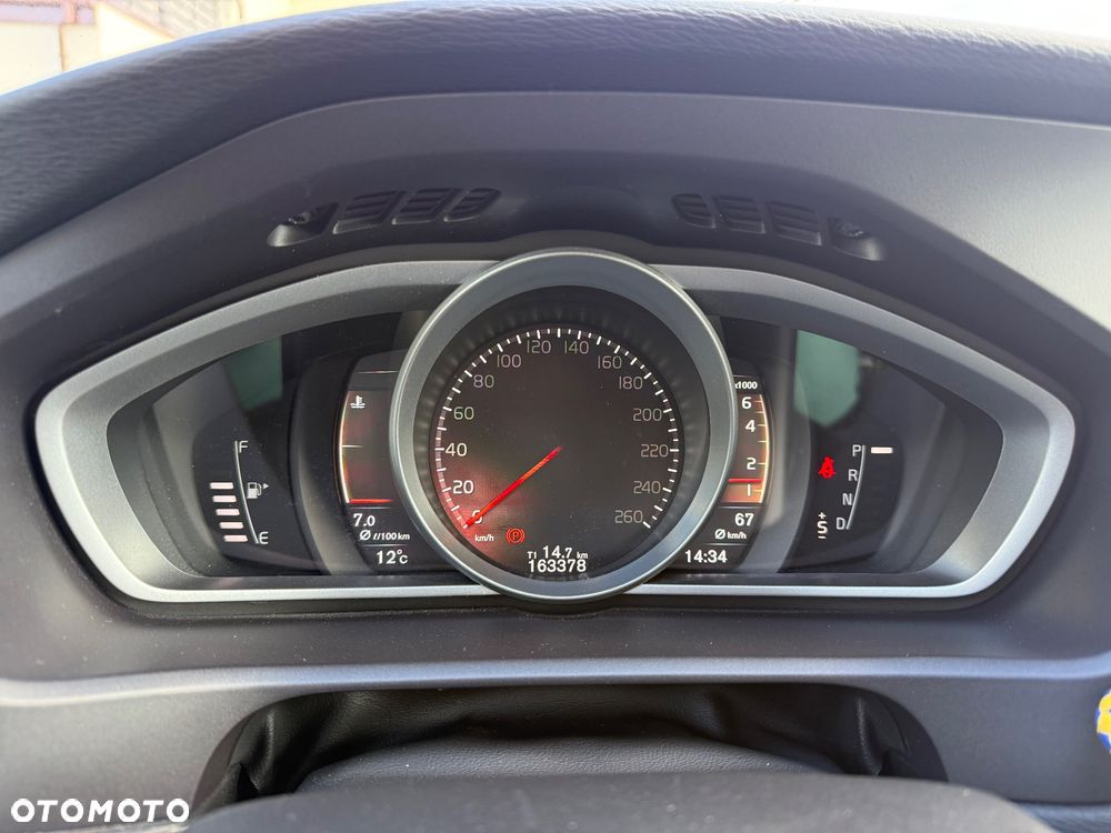 Volvo V40 Cross Country T3 Geartronic Momentum - 17