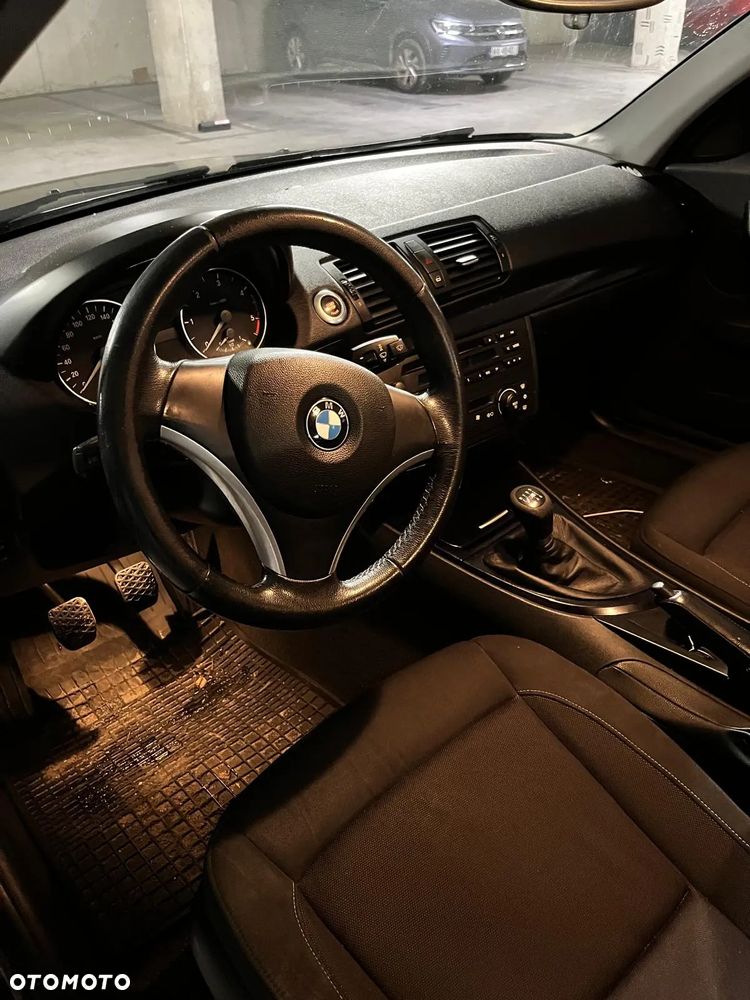 BMW Seria 1 - 10