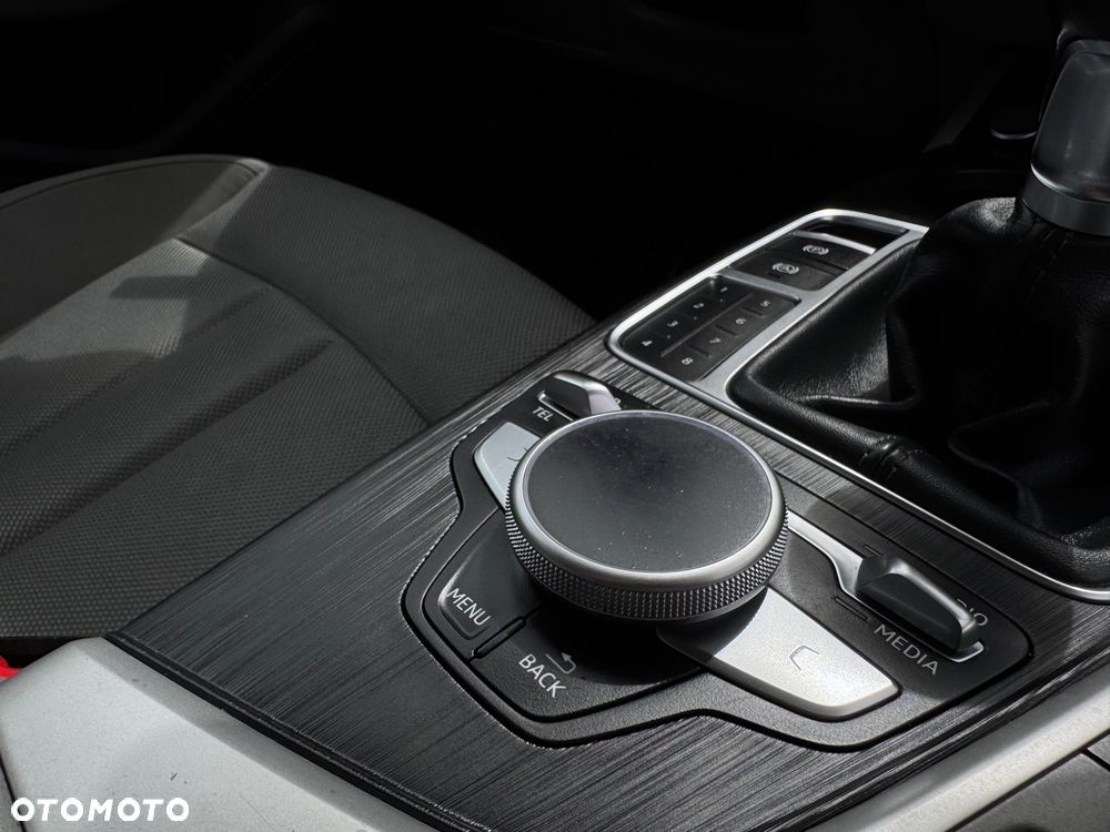 Audi A4 Avant 2.0 TDI DPF Ambition - 15