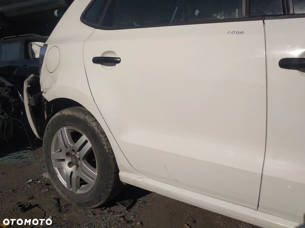 Volkswagen Polo 6R Drzwi Tył Tylne Prawe Kolor LB9A Kpl - 3