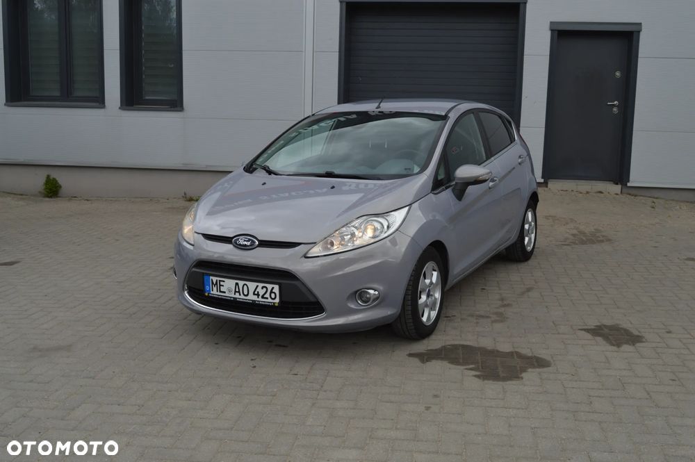 Ford Fiesta 1.6 TDCi Champions Edition - 3