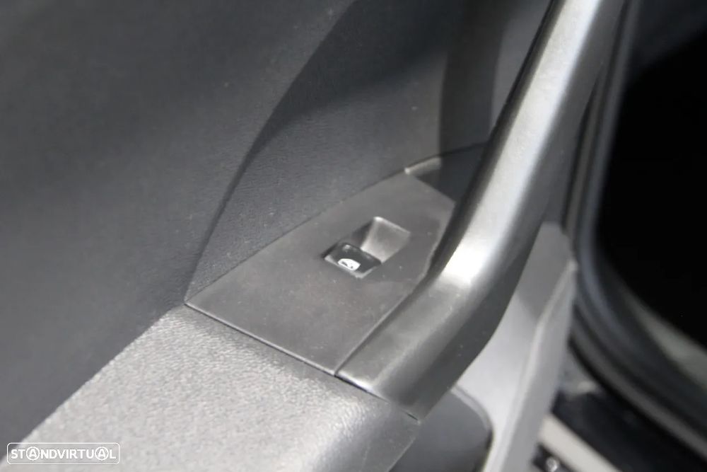 VW T-Cross 1.0 TSI Urban - 27