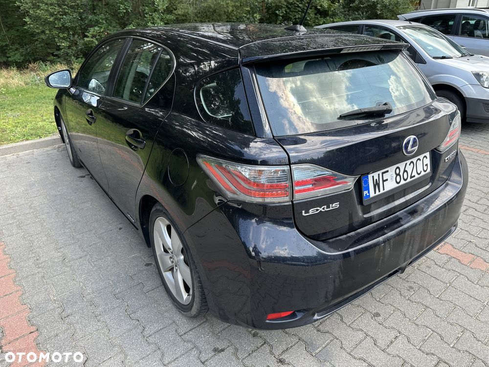 Lexus CT - 4