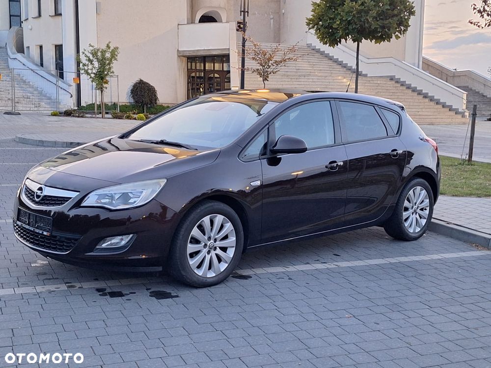 Opel Astra 1.4 Turbo Color Edition - 2