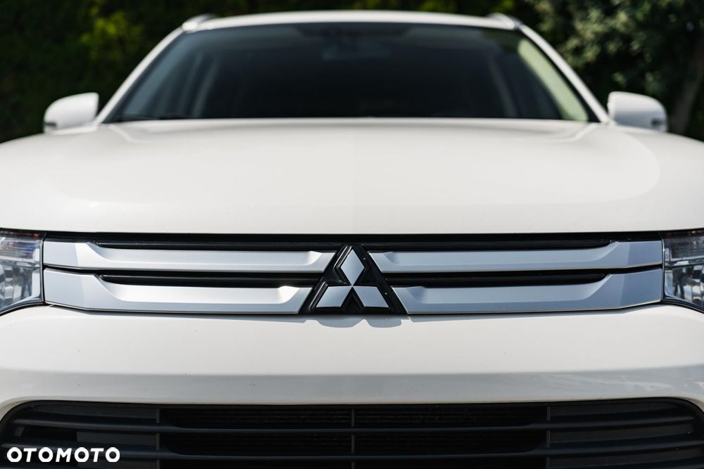 Mitsubishi Outlander 2.2 DID Intense - 39