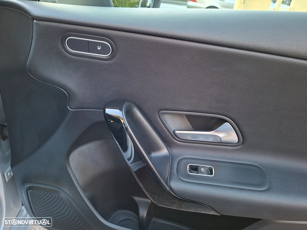 Mercedes-Benz A 200 Advanced Progressive - 24