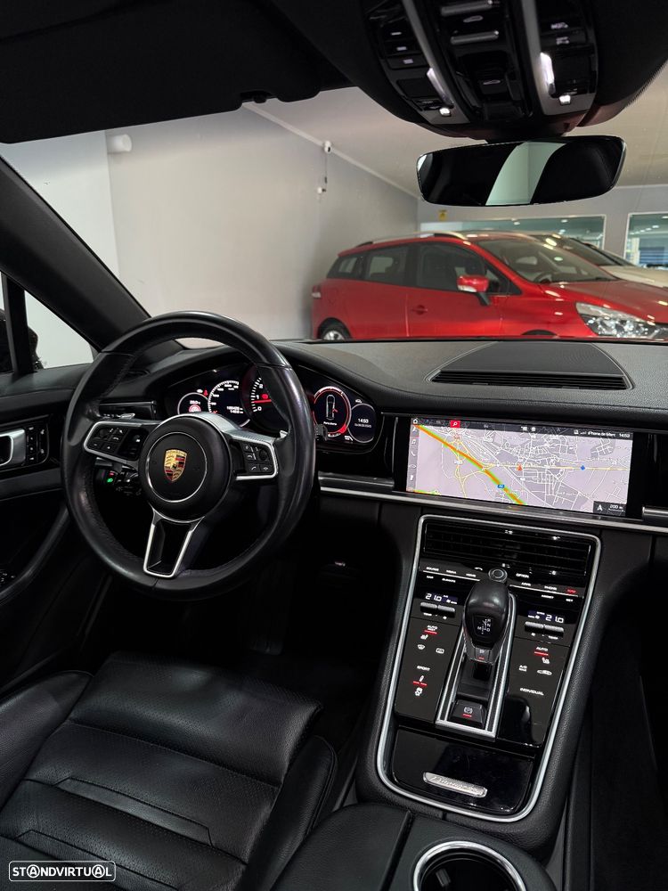 Porsche Panamera 4 Executive - 34
