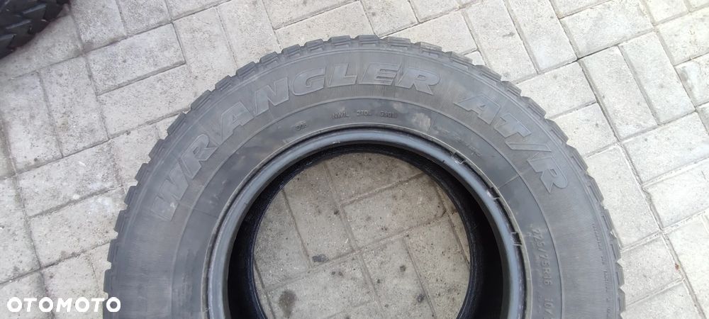 OPONY 225/75R16 GOODYEAR AT/R (3901) WIELOZEZONOWE 4 SZTUKI KOMPLET - 4