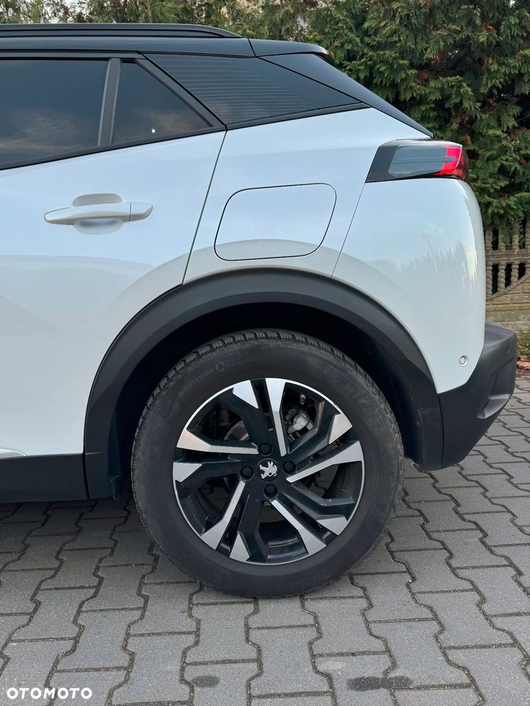 Peugeot 2008 1.2 PureTech GT Pack S&S EAT8 - 10