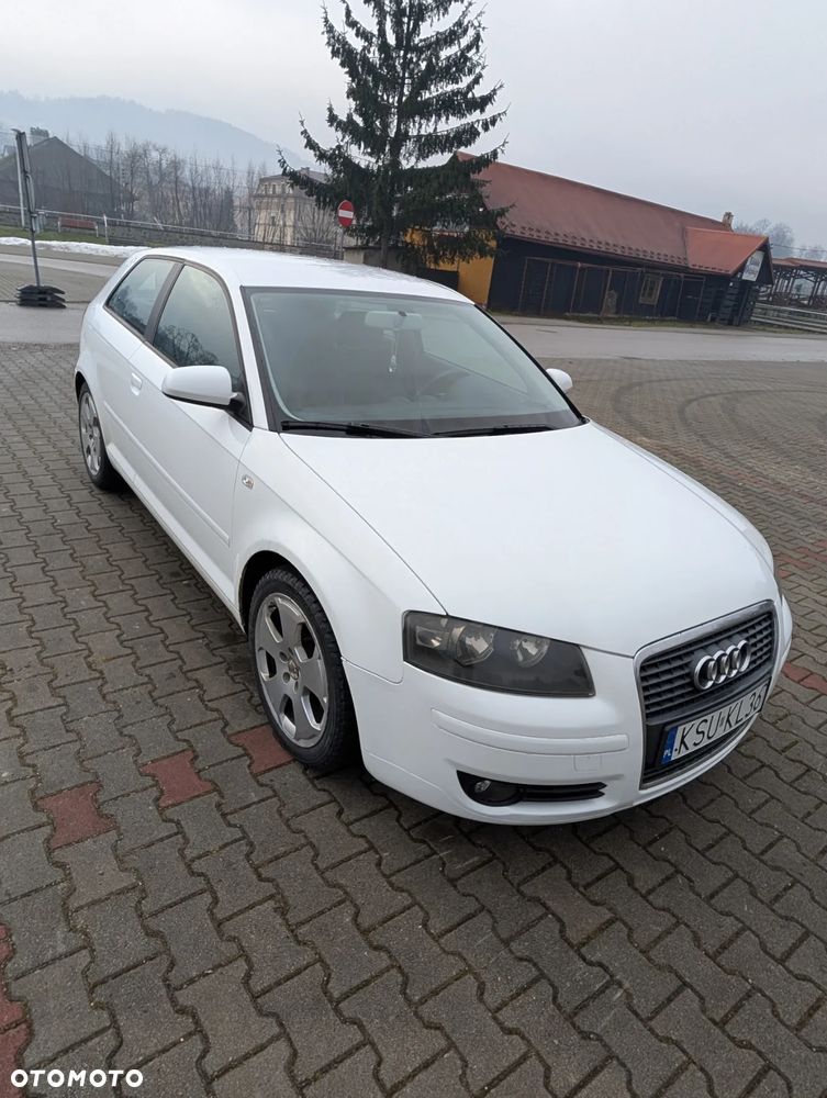 Audi A3 3-drzwiowe 1.9 TDI DPF Ambiente - 2