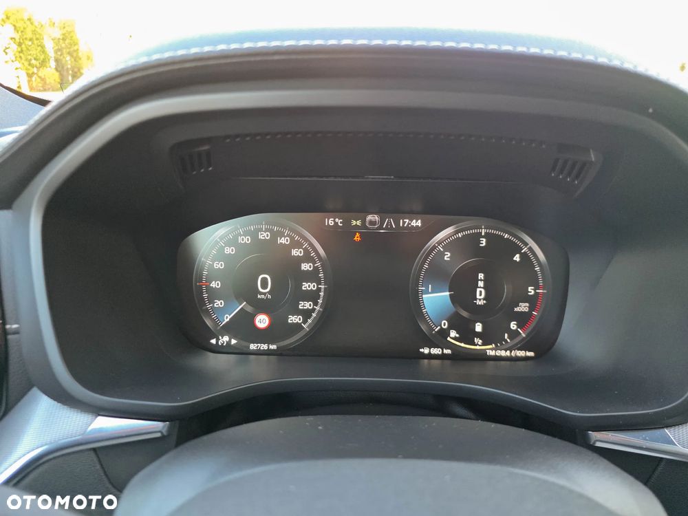 Volvo XC 60 B5 D AWD Geartronic RDesign - 33