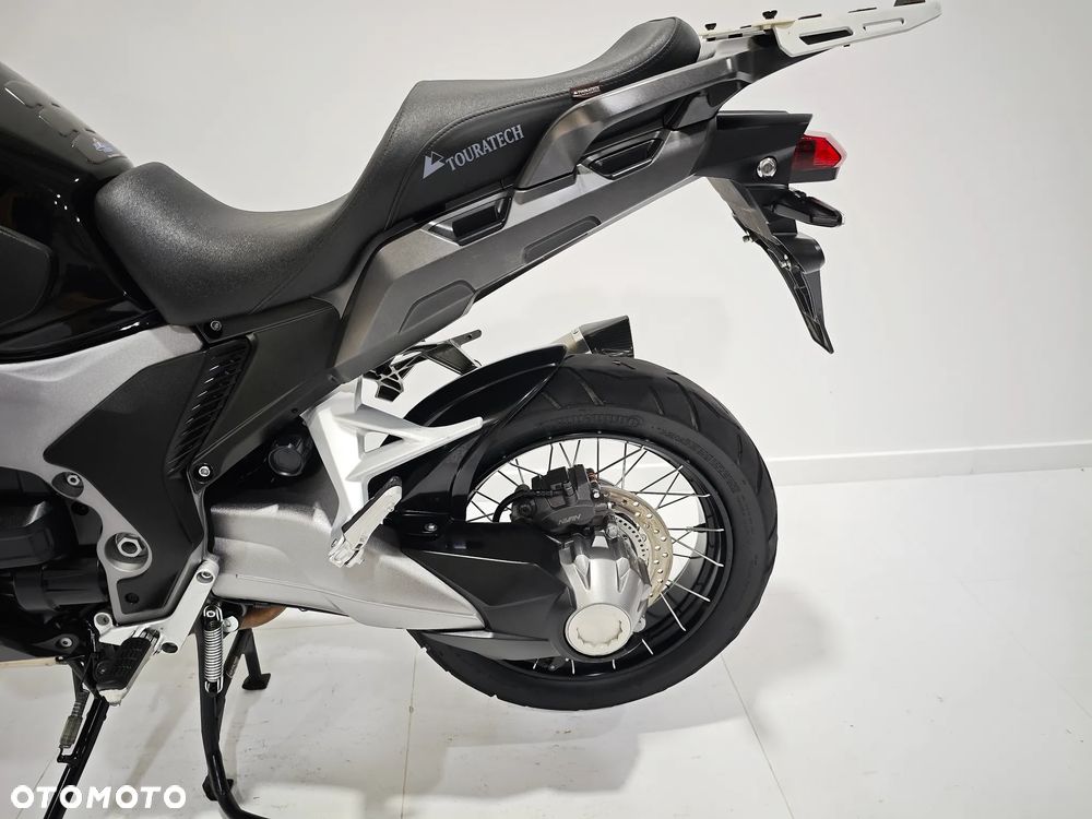 Honda VFR - 24