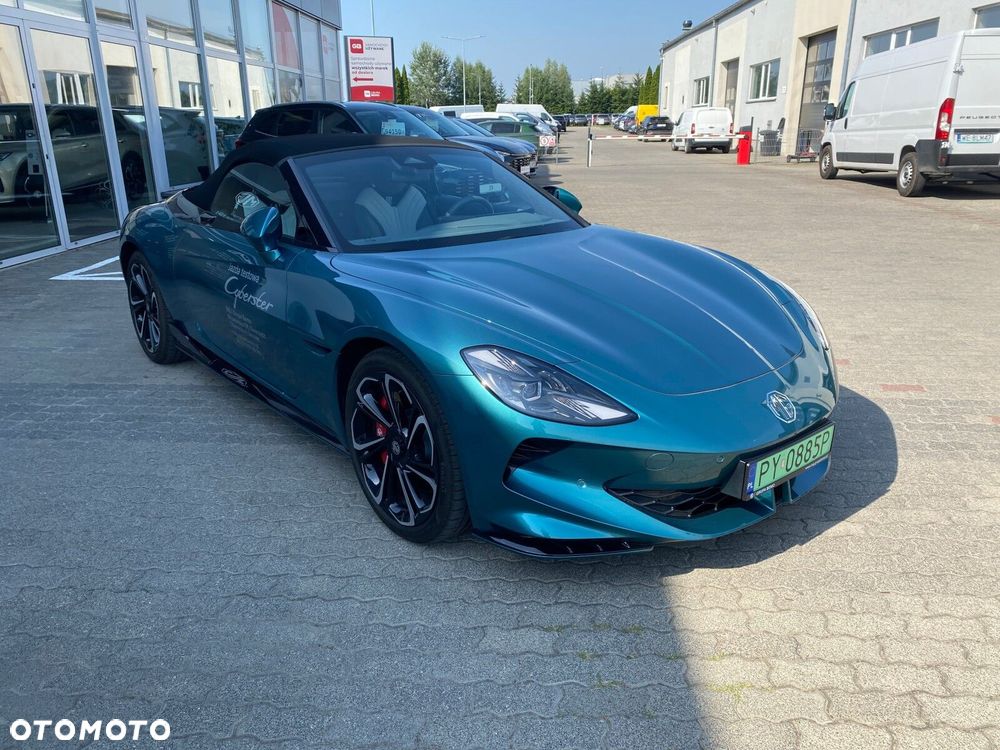 MG Cyberster 77kWh AWD Czarny Dach - 8