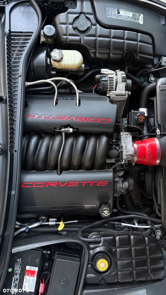 Chevrolet Corvette - 35