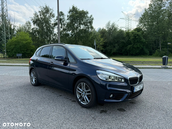 BMW Seria 2 220d Active Tourer xDrive Sport Line