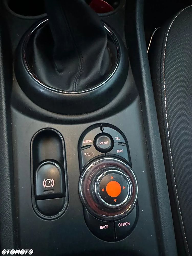 MINI Clubman Cooper - 11