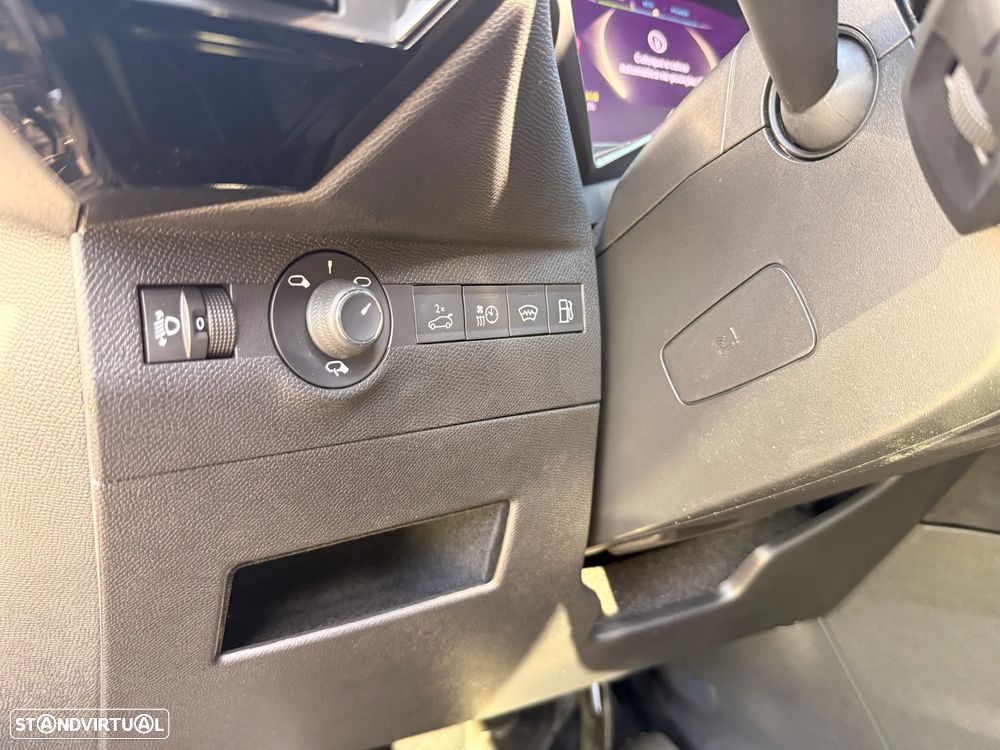 DS DS7 E-Tense Performance Line+ EAT8 - 32