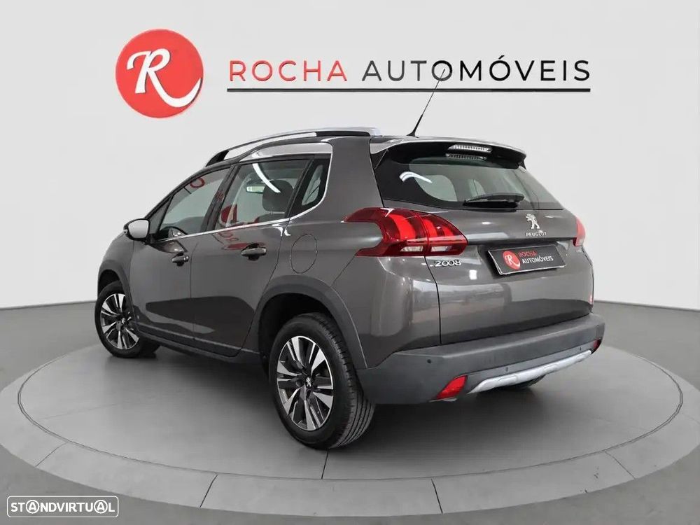 Peugeot 2008 1.2 PureTech Allure - 10