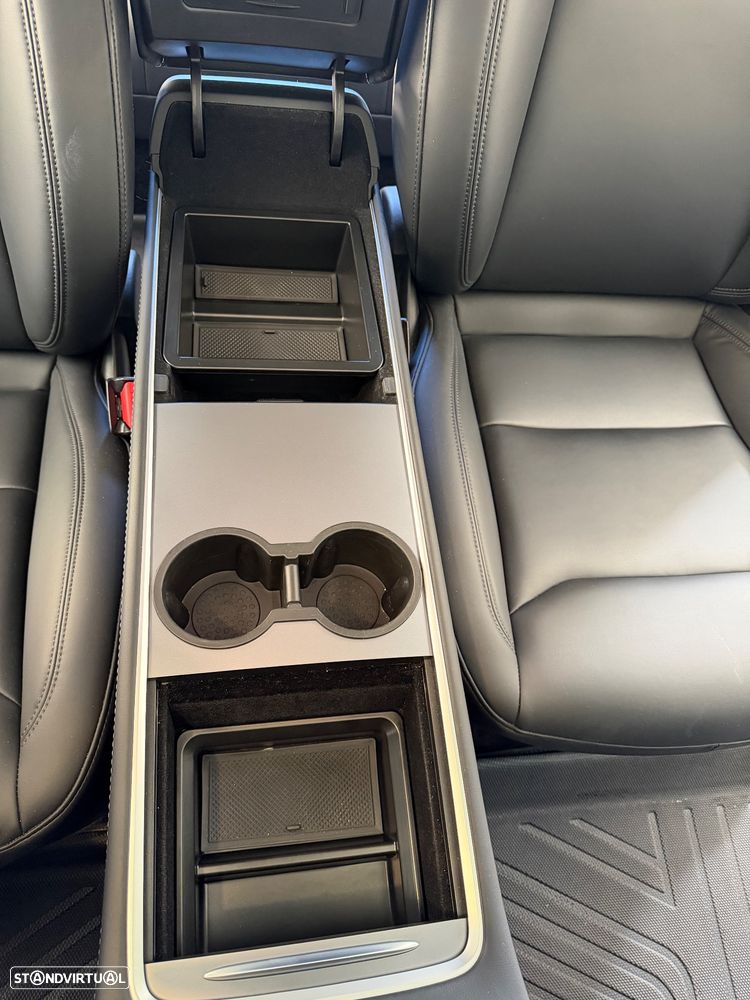 Tesla Model Y Long Range Tração Integral - 17