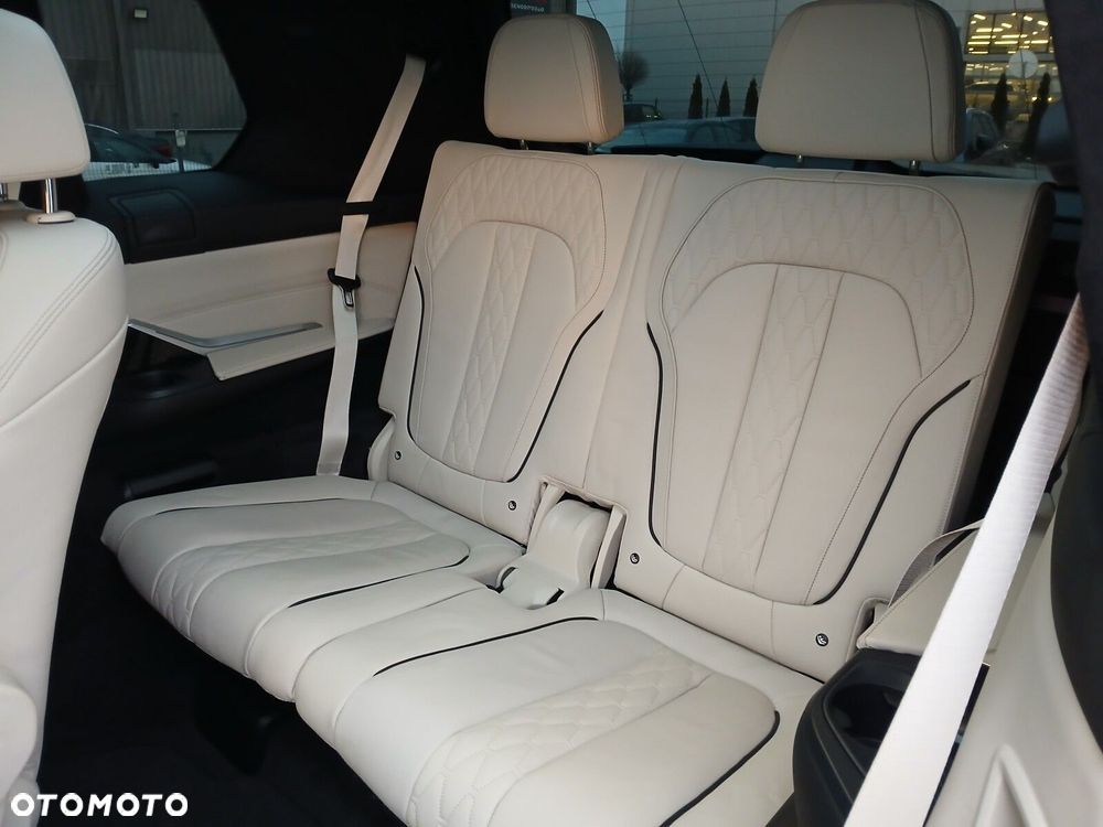 BMW X7 xDrive30d sport - 19
