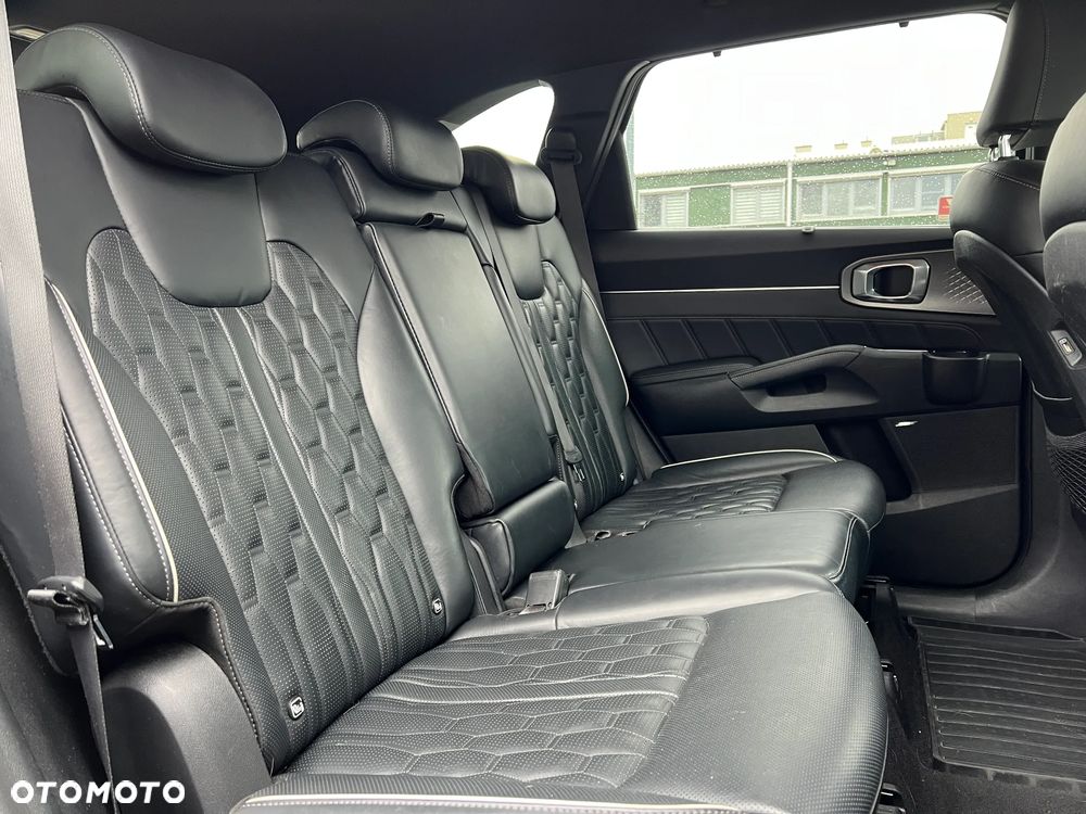 Kia Sorento - 29