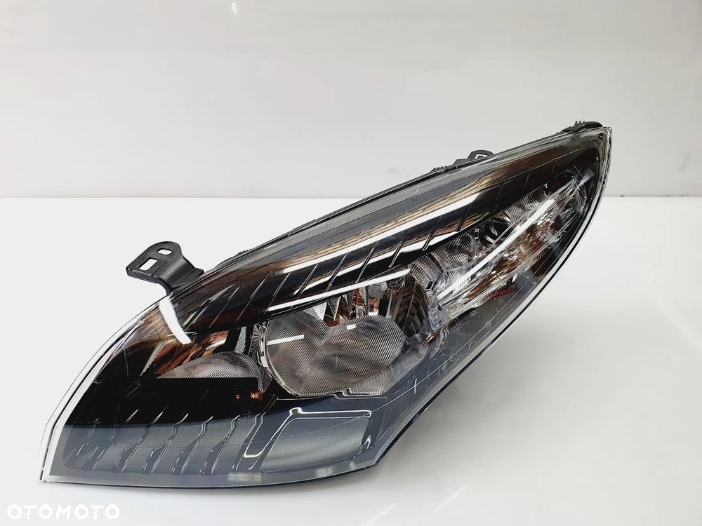 RENAULT MEGANE III LAMPA LEWA PRZÓD ORYGINAŁ EU!!! 260602545R CZARNA