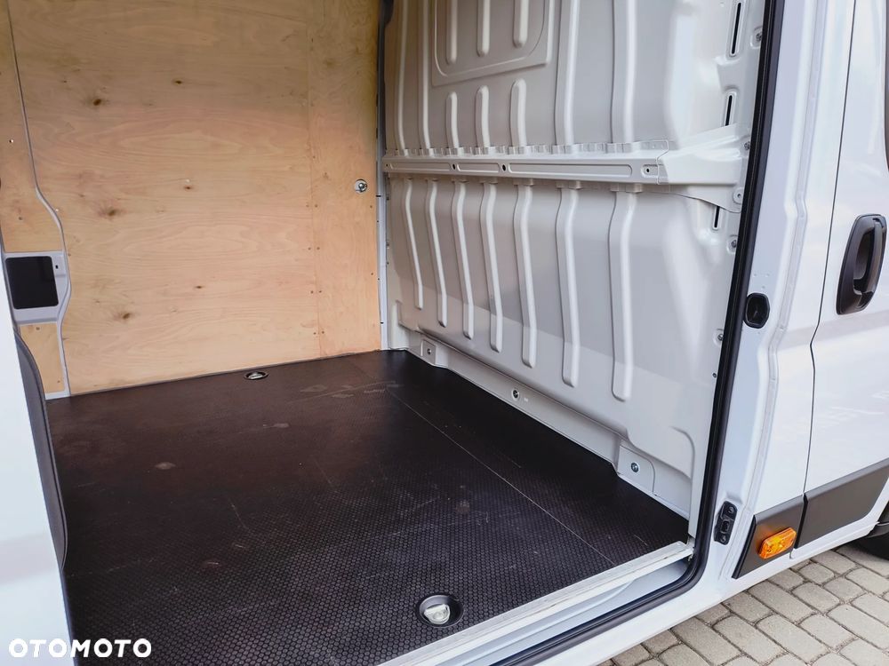 Opel MOVANO - 9