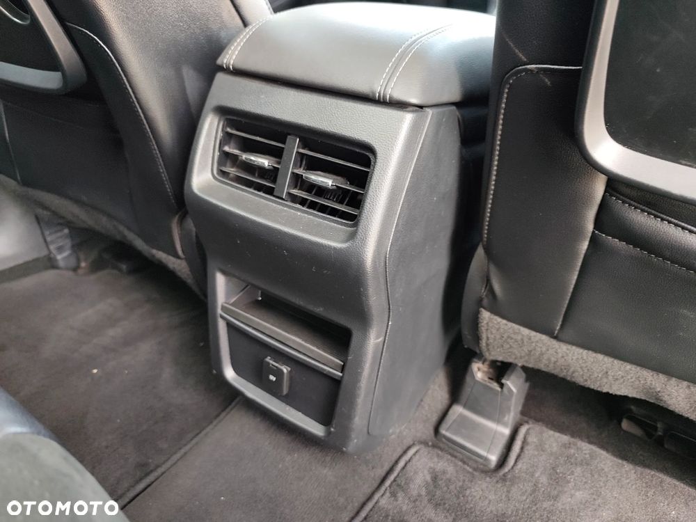 Ford S-Max 2.0 EcoBoost Titanium - 29