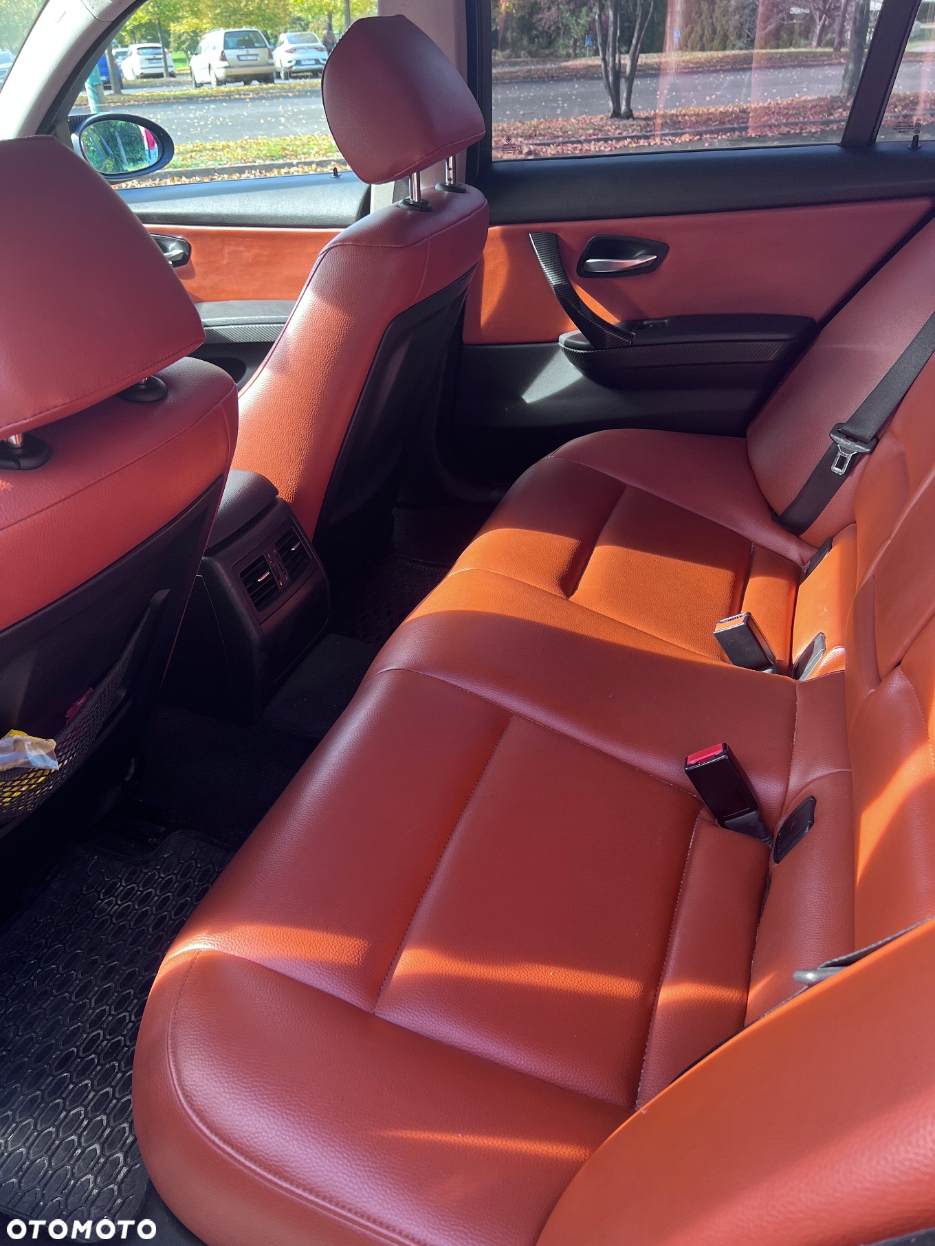 BMW Seria 3 330i - 9