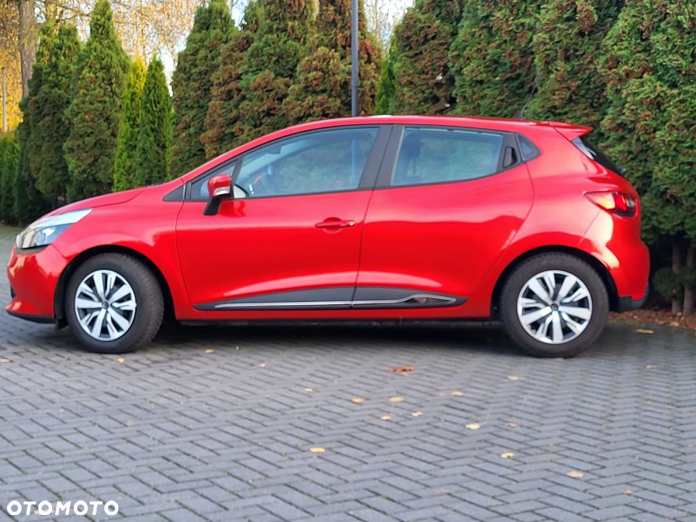 Renault Clio 1.2 16V 75 LIMITED - 5