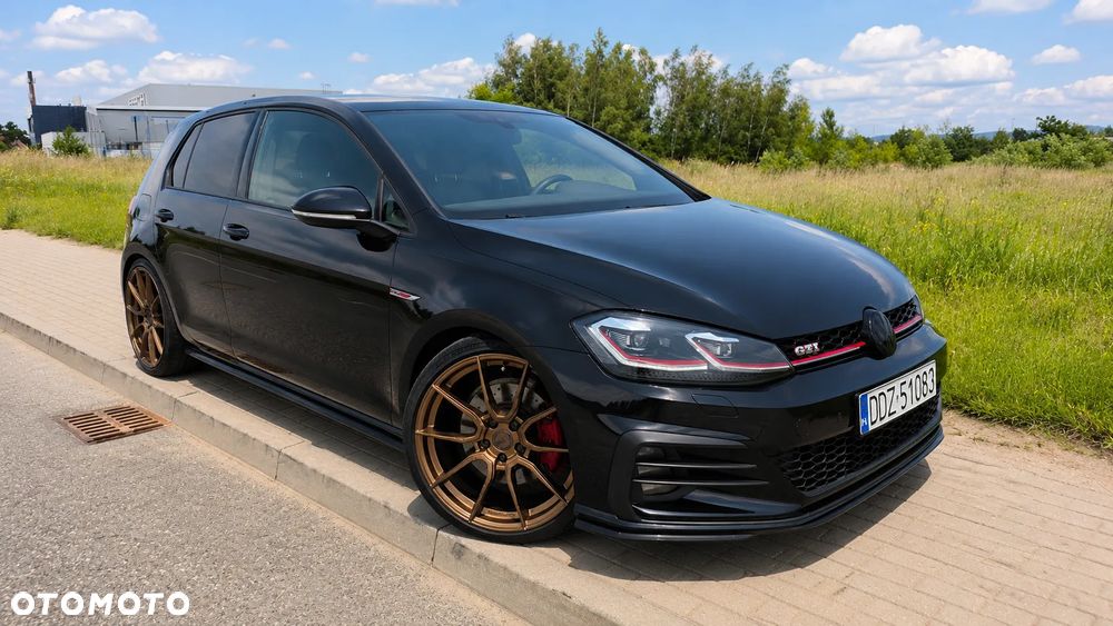 Volkswagen Golf - 3