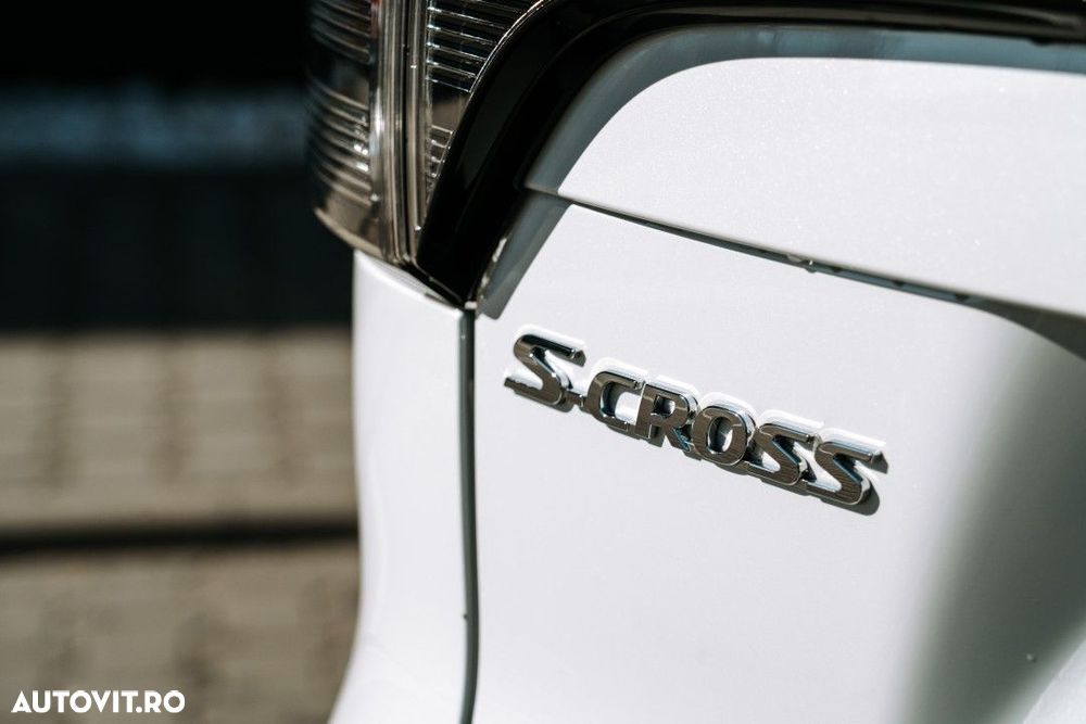 Suzuki S-Cross - 11