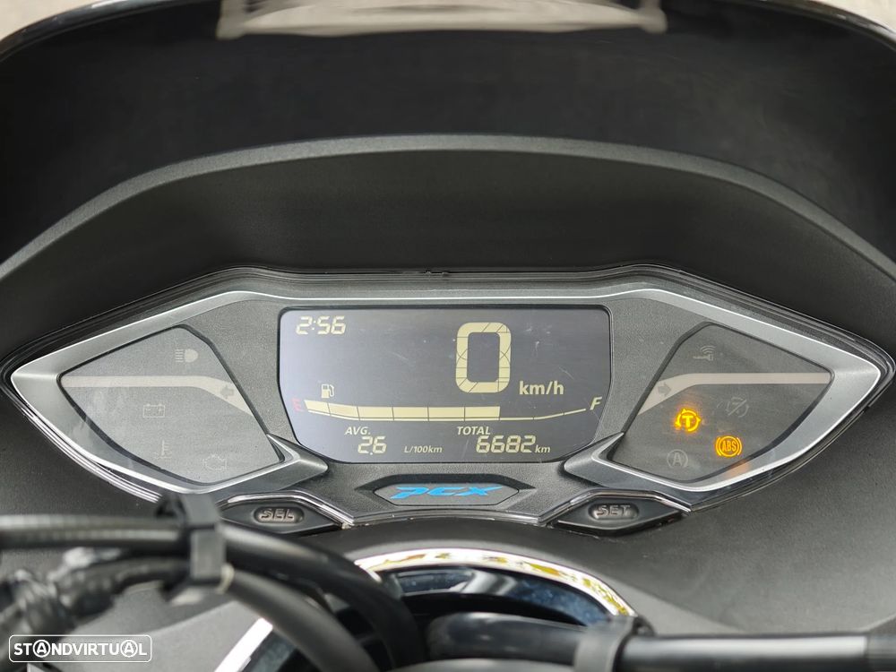 Honda PCX125 - 12