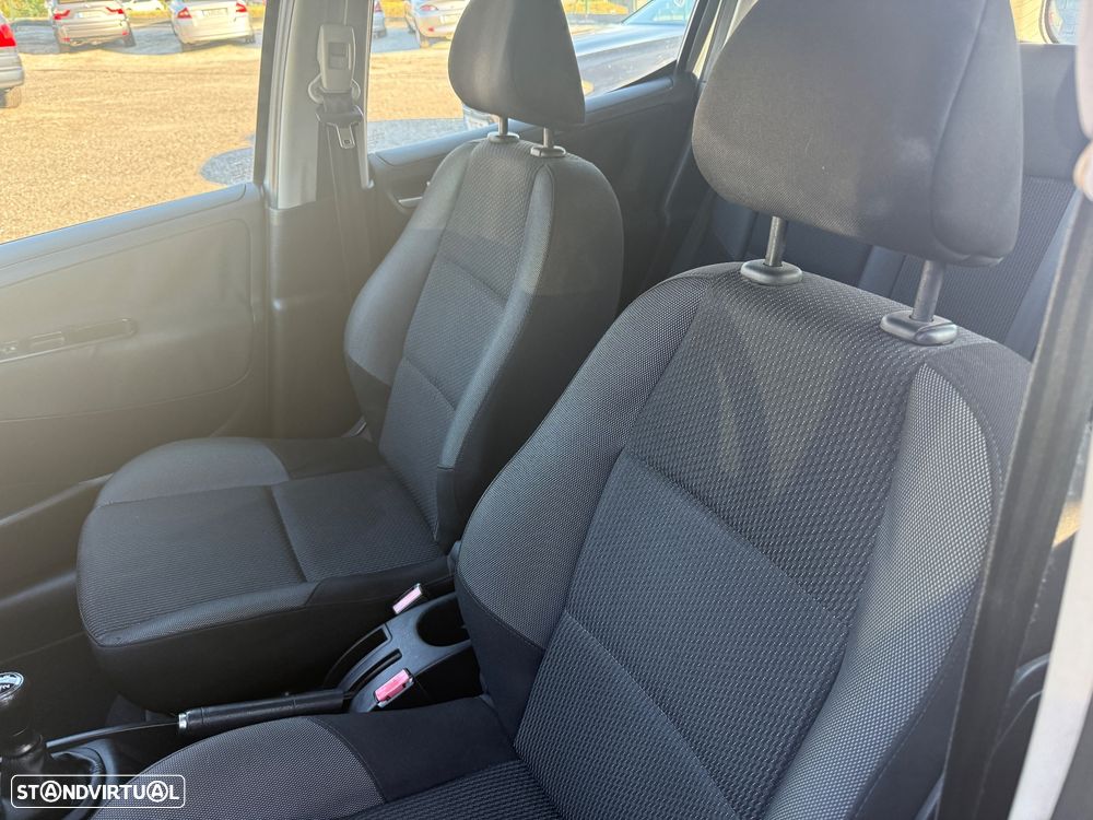 Peugeot 207 SW 1.4 Premium - 10